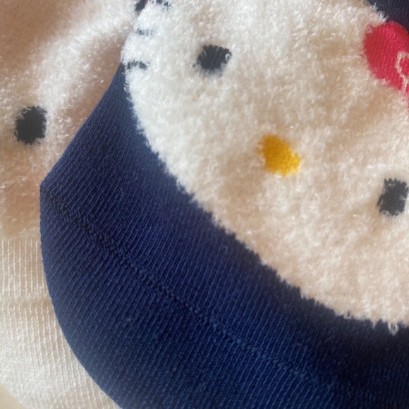 NWOT Hello Kitty socks Red & Blue set of 2 - Picture 4 of 5
